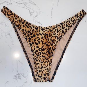 Victoria’s Secret Escondido Brazilian Swim Bottom in Natural Leopard